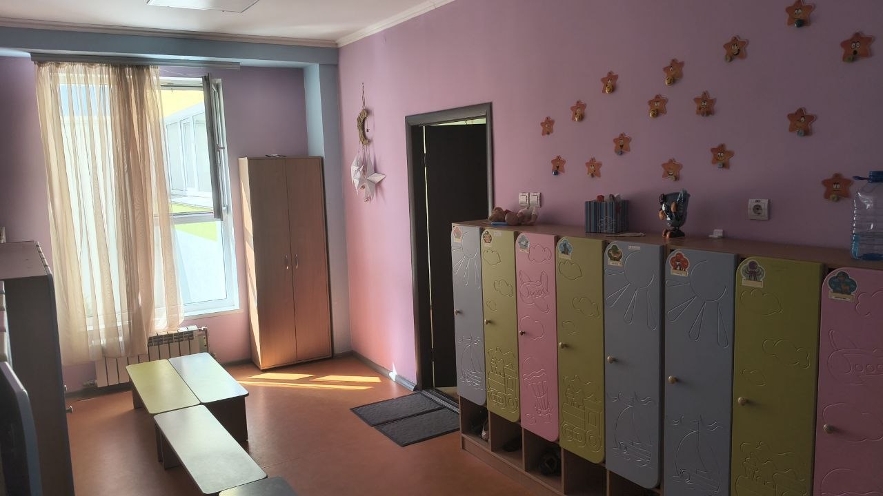 Роздягальня групи Амарантова зірочка